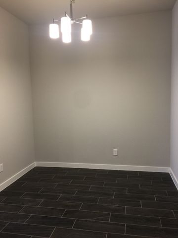 1013 Skyview Court, Midlothian, TX 76065