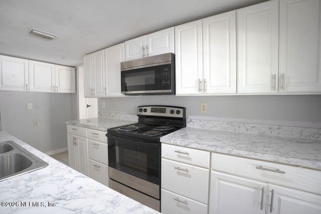 2233 SCHUMACHER Avenue, Jacksonville, FL 32207