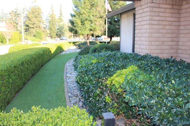 445 E Chevy Chase Drive E, Tulare, CA 93274