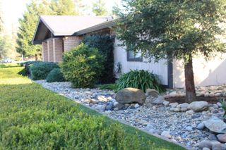 445 E Chevy Chase Drive E, Tulare, CA 93274