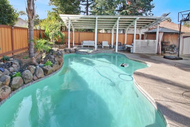 1220 1220 Breakwater Way, Brentwood, CA 94513