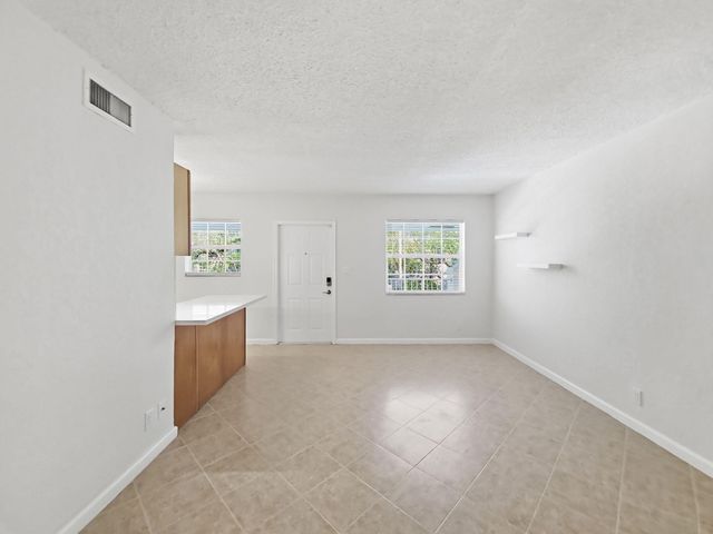 2660 NE 8TH Avenue 314, Wilton Manors, FL 33334