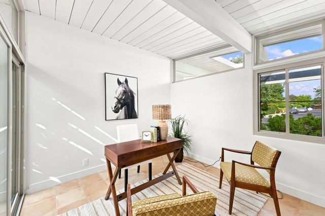 724 Ames Avenue, Palo Alto, CA 94303