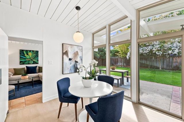 724 Ames Avenue, Palo Alto, CA 94303