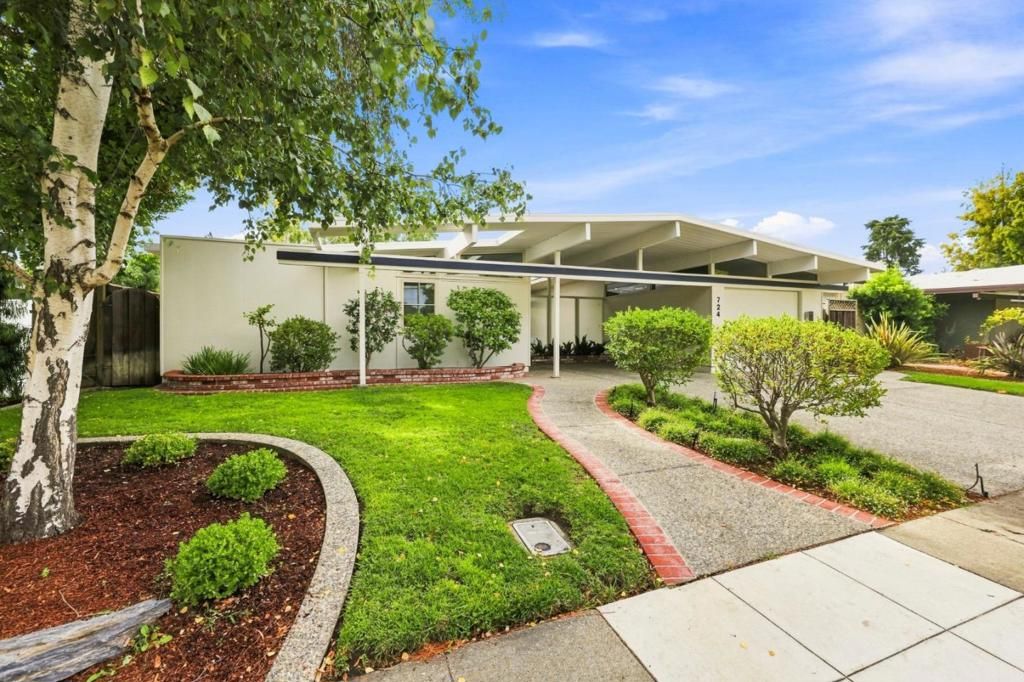 724 Ames Avenue, Palo Alto, CA 94303