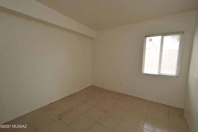 20 E Susana Street, Tucson, AZ 85756