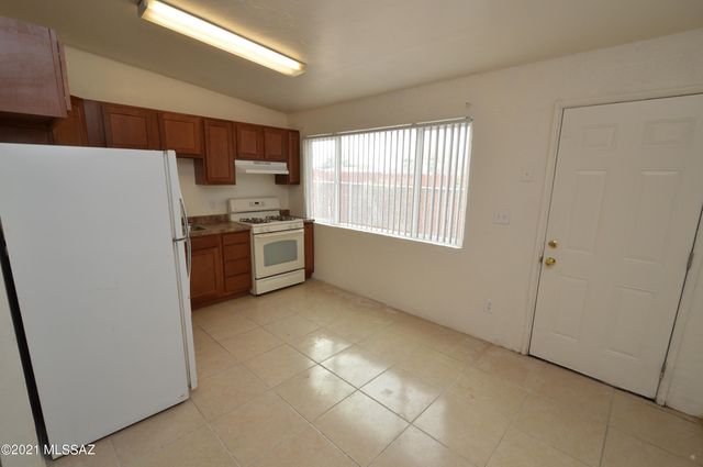 20 E Susana Street, Tucson, AZ 85756