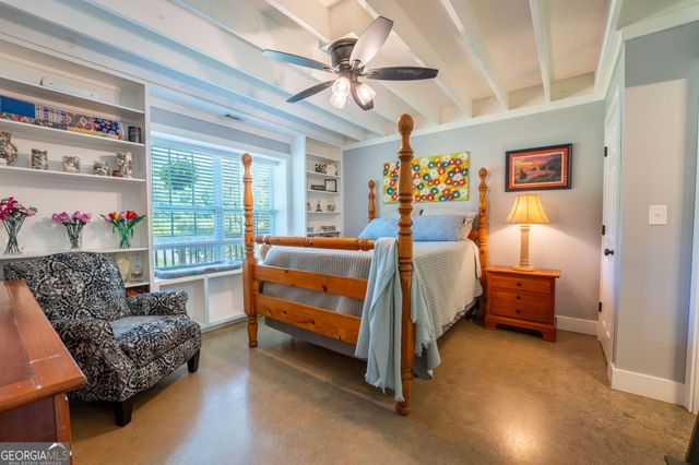 159 Sandy Lane, Rabun Gap, GA 30568
