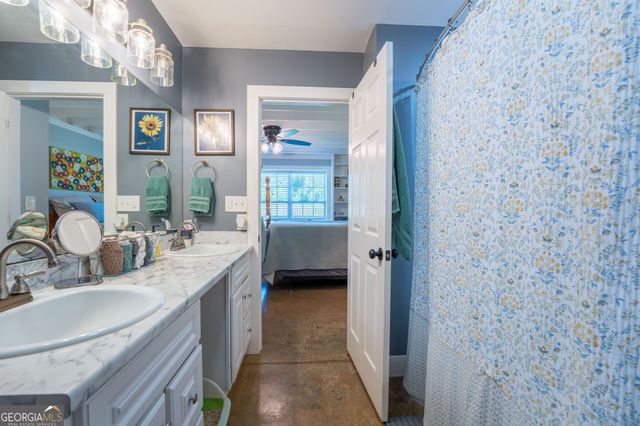 159 Sandy Lane, Rabun Gap, GA 30568