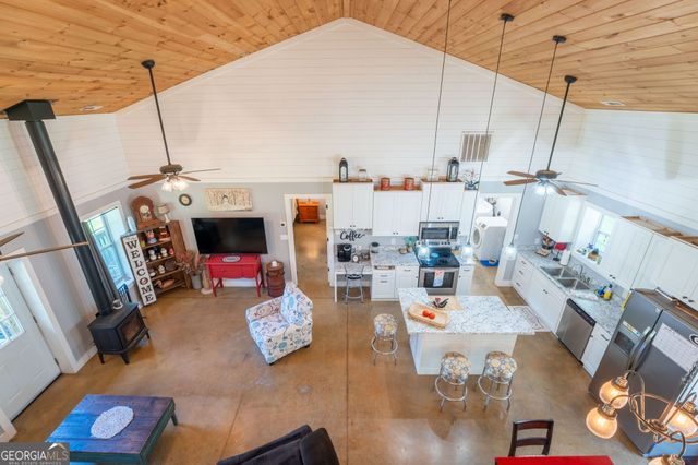 159 Sandy Lane, Rabun Gap, GA 30568
