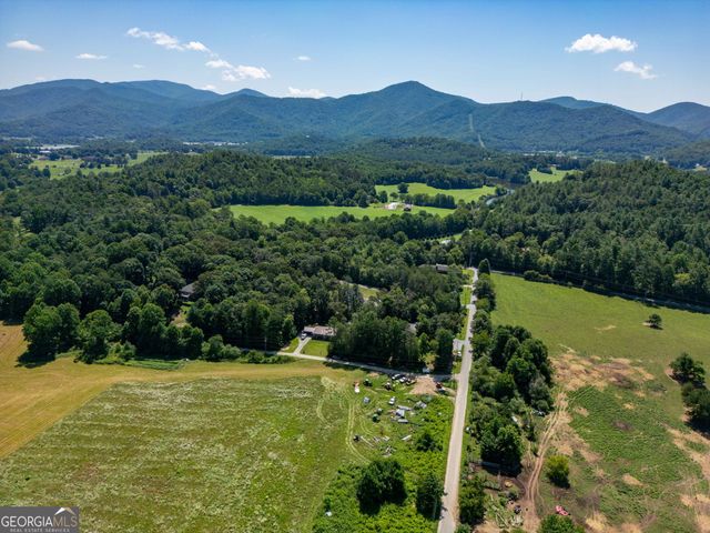 159 Sandy Lane, Rabun Gap, GA 30568