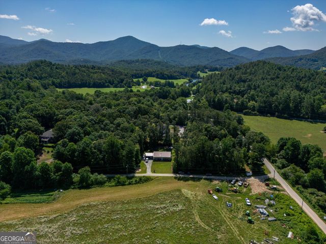 159 Sandy Lane, Rabun Gap, GA 30568