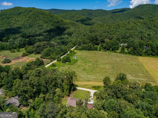 159 Sandy Lane, Rabun Gap, GA 30568
