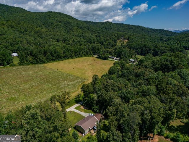 159 Sandy Lane, Rabun Gap, GA 30568