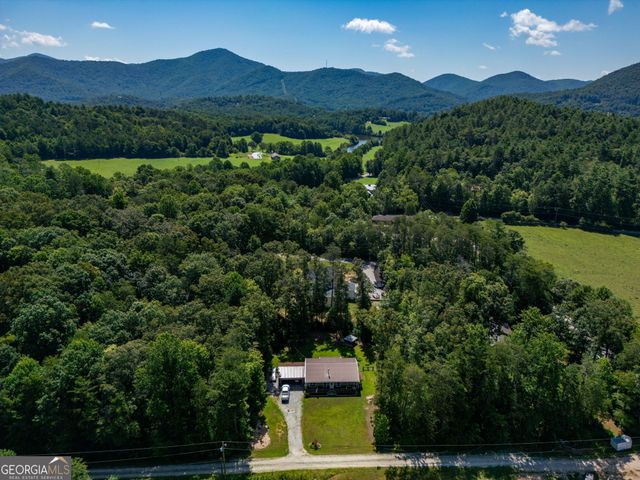 159 Sandy Lane, Rabun Gap, GA 30568