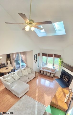 13 Mission Hills Rd, Clinton Twp., NJ 08801