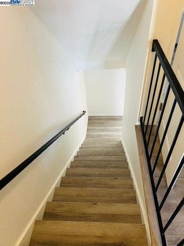 2249 Hillsborough Ct 5, Concord, CA 94520
