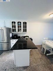 2249 Hillsborough Ct 5, Concord, CA 94520