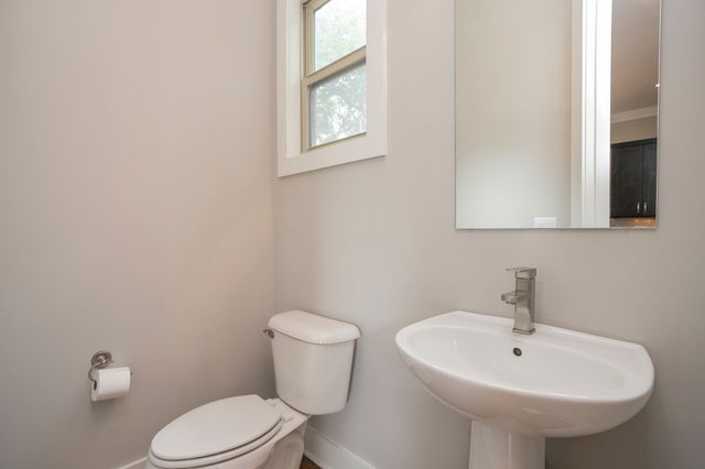 1268A 2nd Ave, S, Nashville, TN 37210