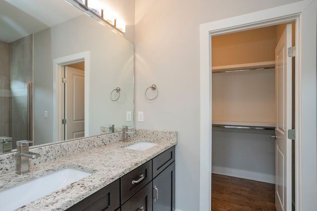 1268A 2nd Ave, S, Nashville, TN 37210