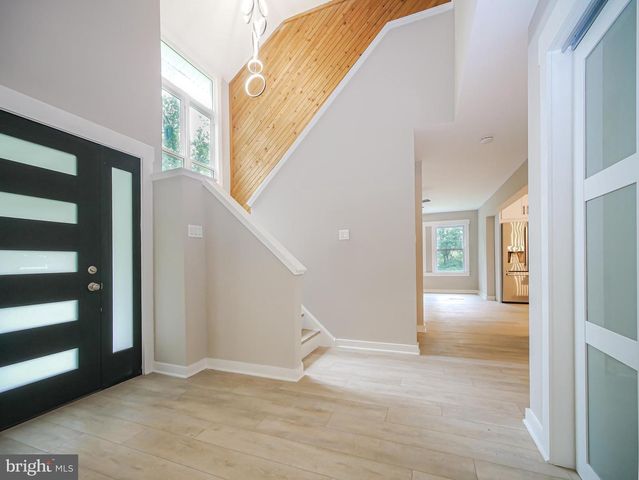 1375 POND VIEW LN, Newtown Square, PA 19073