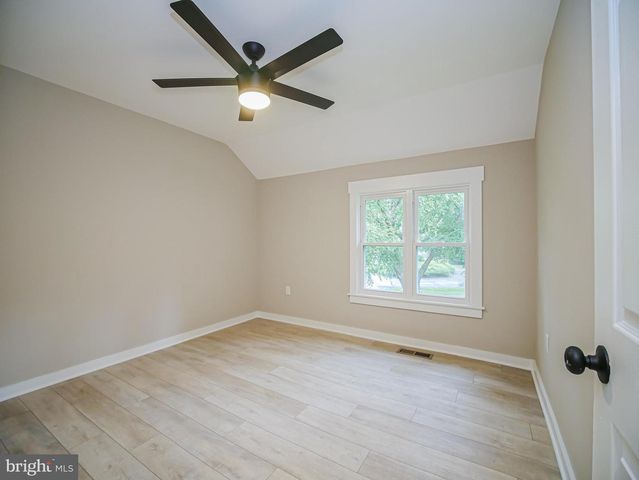 1375 POND VIEW LN, Newtown Square, PA 19073