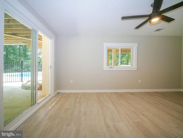 1375 POND VIEW LN, Newtown Square, PA 19073
