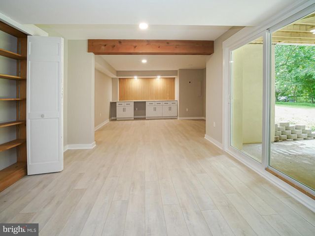 1375 POND VIEW LN, Newtown Square, PA 19073