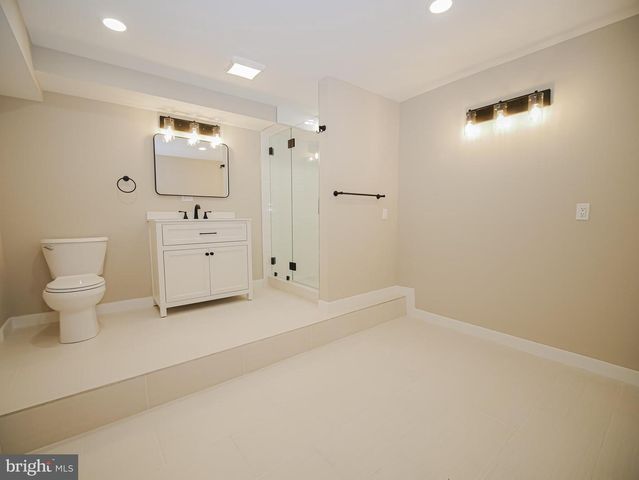1375 POND VIEW LN, Newtown Square, PA 19073