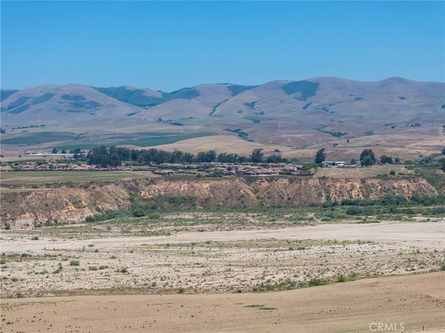 2224 Alco Drive, Santa Maria, CA 93458