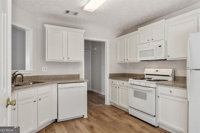 2295 Winthrope Way Drive, Alpharetta, GA 30009