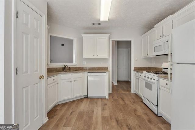 2295 Winthrope Way Drive, Alpharetta, GA 30009