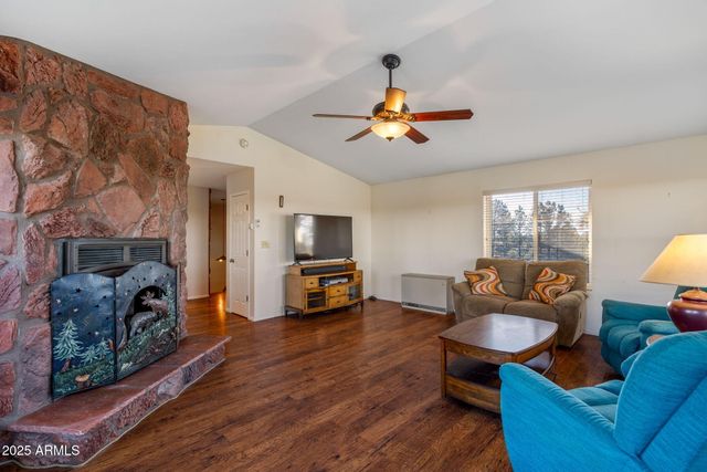 2901 RIDGE Circle, Overgaard, AZ 85933