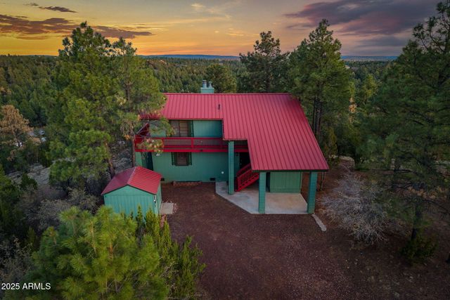 2901 RIDGE Circle, Overgaard, AZ 85933