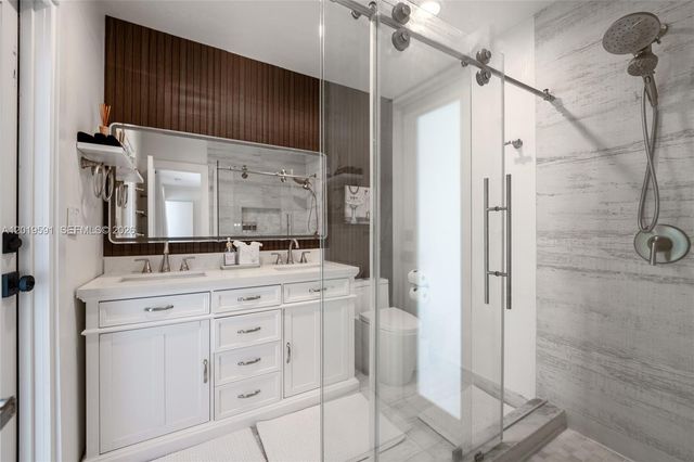 1465 NE 53rd St, Fort Lauderdale, FL 33334