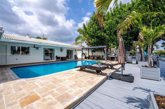 1465 NE 53rd St, Fort Lauderdale, FL 33334