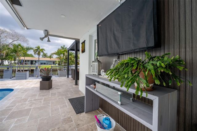 1465 NE 53rd St, Fort Lauderdale, FL 33334