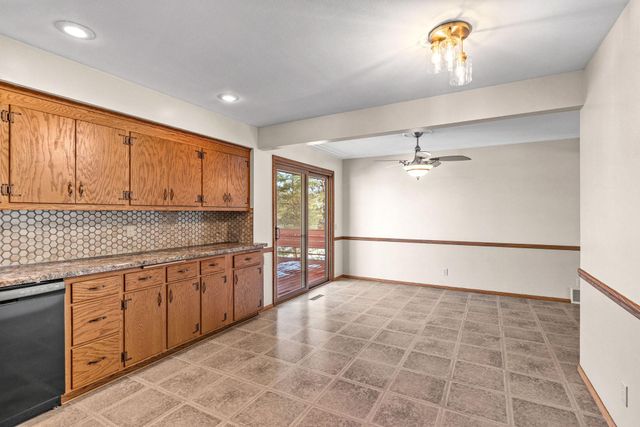 2310 Jones Place W, Bloomington, MN 55431