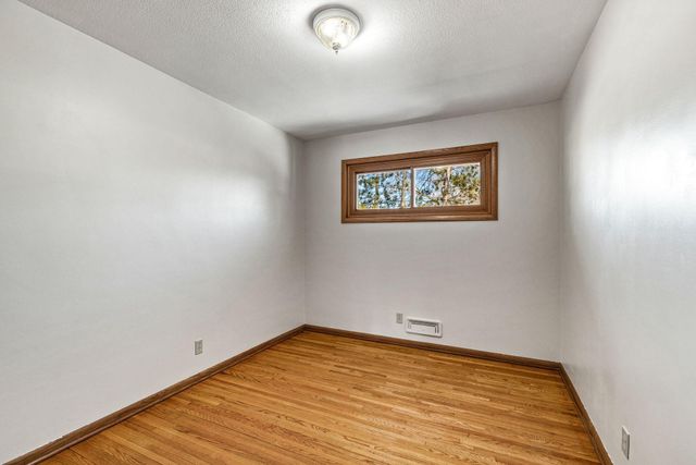 2310 Jones Place W, Bloomington, MN 55431