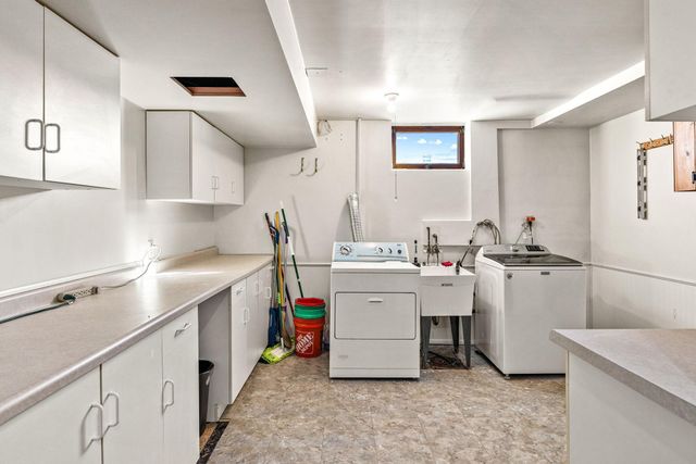 2310 Jones Place W, Bloomington, MN 55431