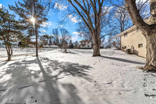 2310 Jones Place W, Bloomington, MN 55431