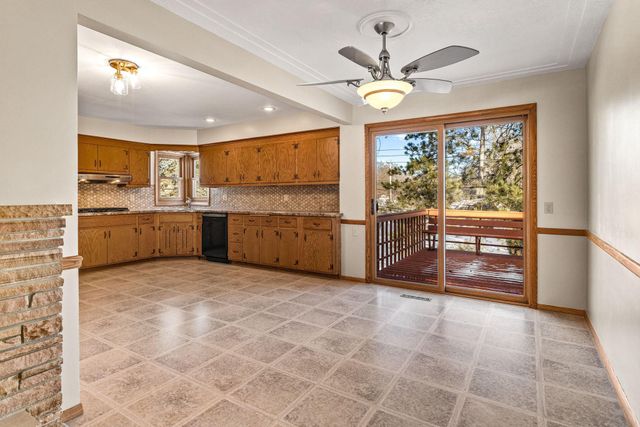 2310 Jones Place W, Bloomington, MN 55431