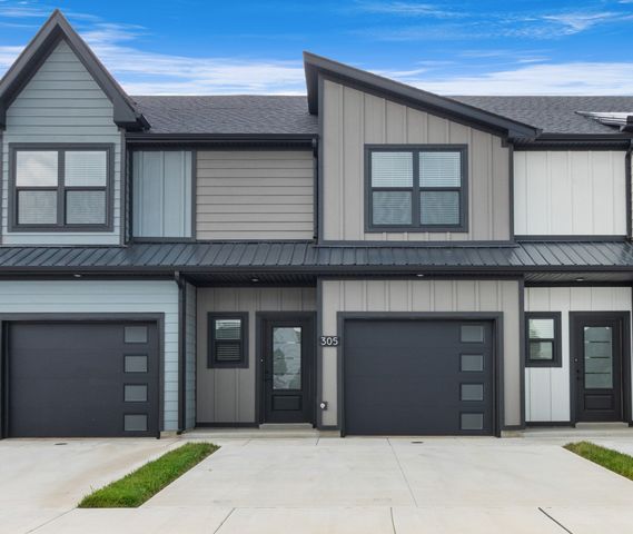 305 Jonathan Wade Circle, Clarksville, TN 37043