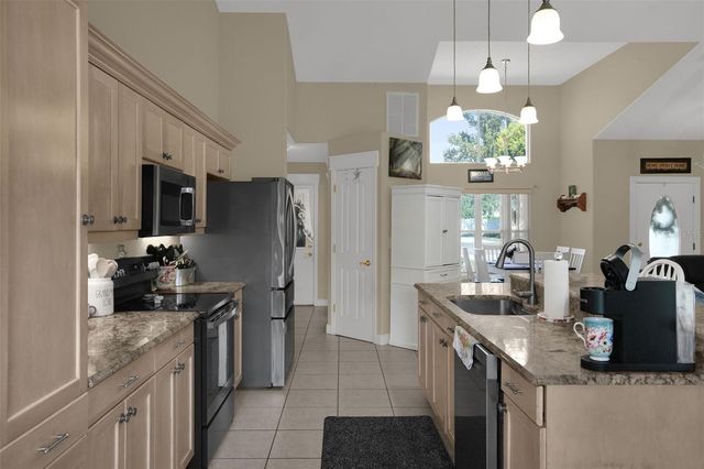 100 MATHER SMITH DRIVE, Oakland, FL 34760
