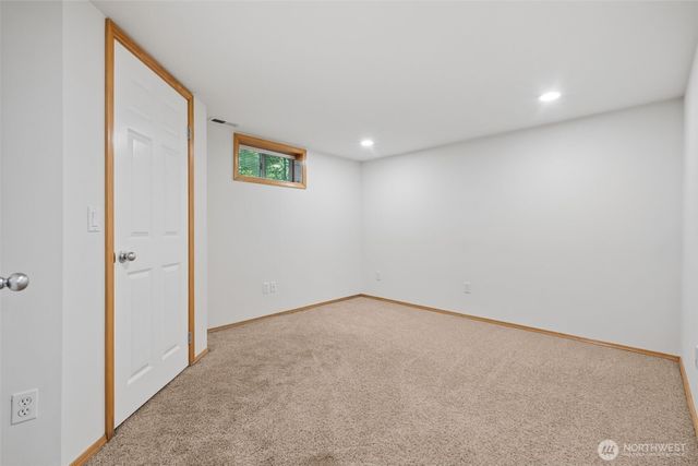 8016 Pacific Highway S, Federal Way, WA 98003