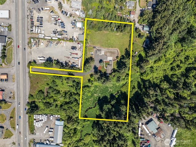 8016 Pacific Highway S, Federal Way, WA 98003