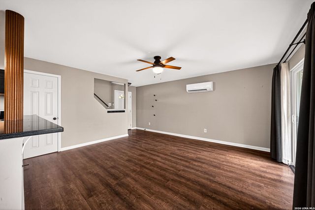 776 Grandview Circle, Bandera, TX 78003