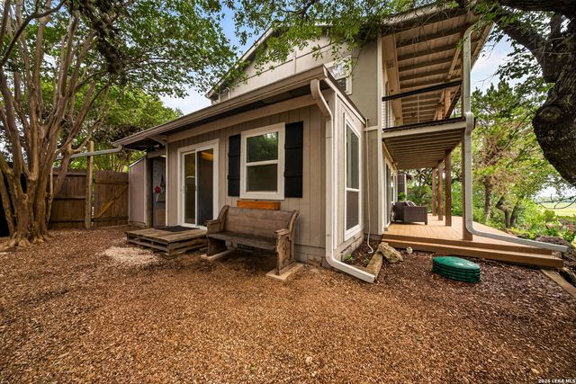 776 Grandview Circle, Bandera, TX 78003