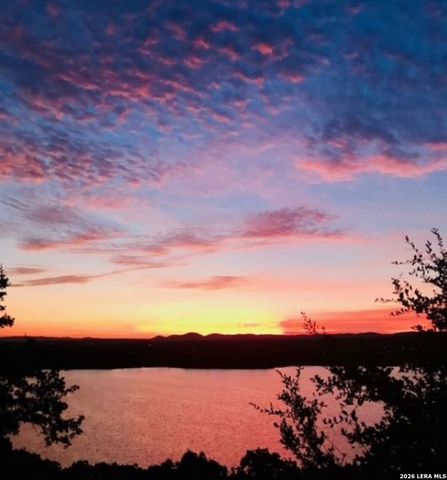 776 Grandview Circle, Bandera, TX 78003