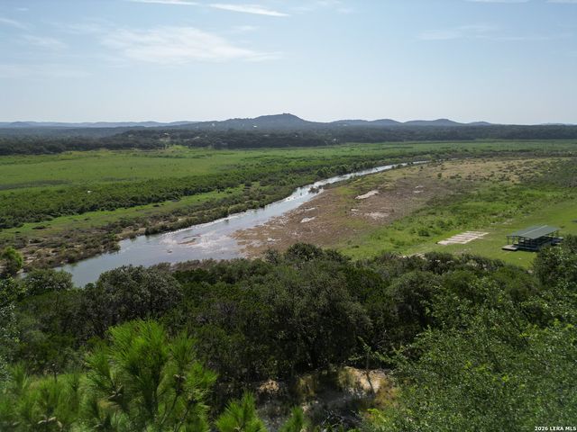 776 Grandview Circle, Bandera, TX 78003